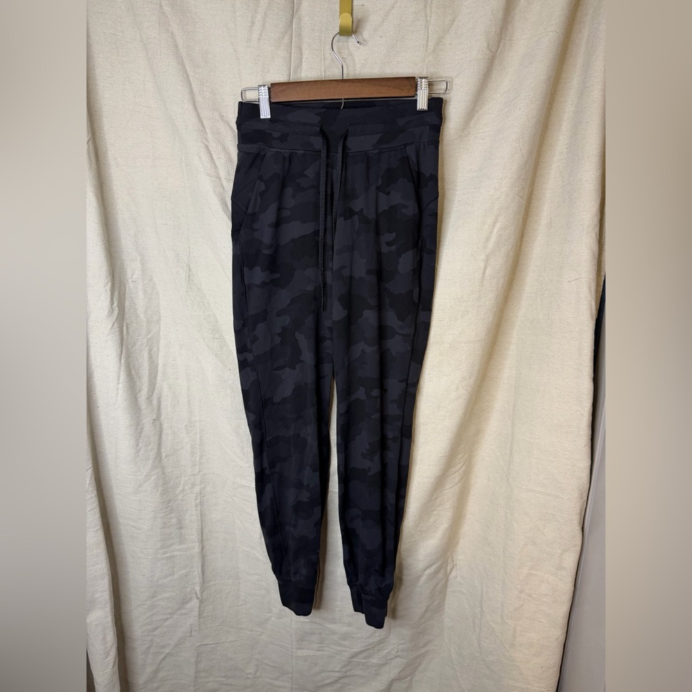 Lululemon Black Camouflage Jogger Pants